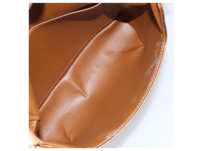 Borsa Thompson Street Louis Vuitton Monogram Vernis Media Marrone - vista 5