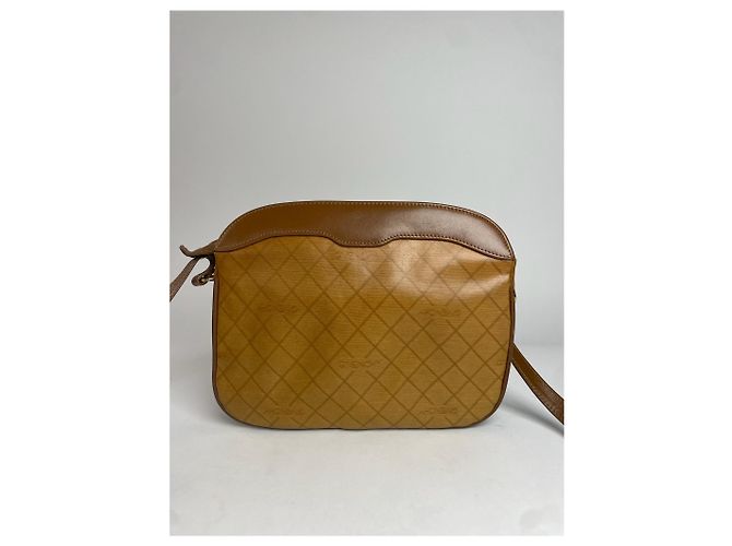 Vintage Givenchy Leder Schultertasche mit Monogramm in Braun - Ansicht 10
