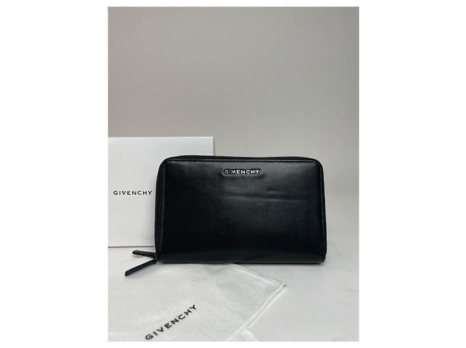 Clutch in pelle vintage Givenchy nera Nero - vista 10