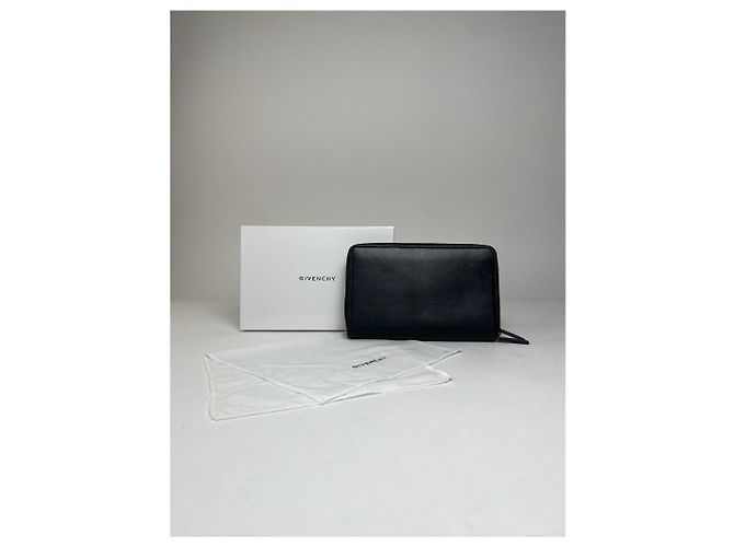 Clutch in pelle vintage Givenchy nera Nero - vista 2