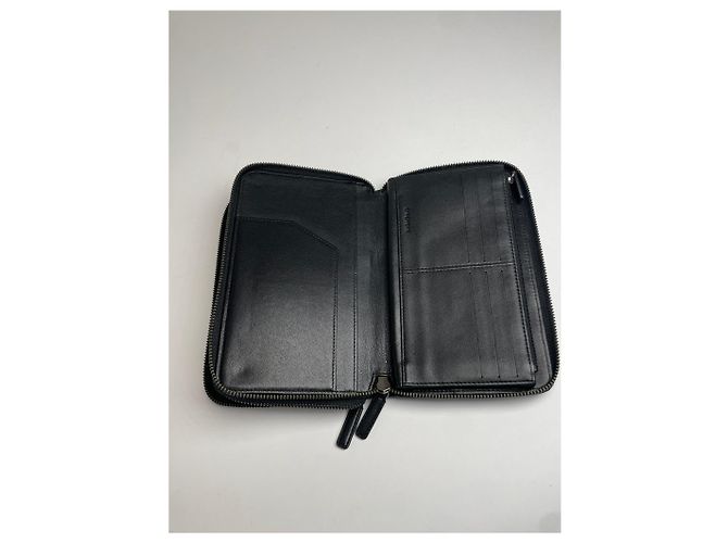 Clutch in pelle vintage Givenchy nera Nero - vista 5