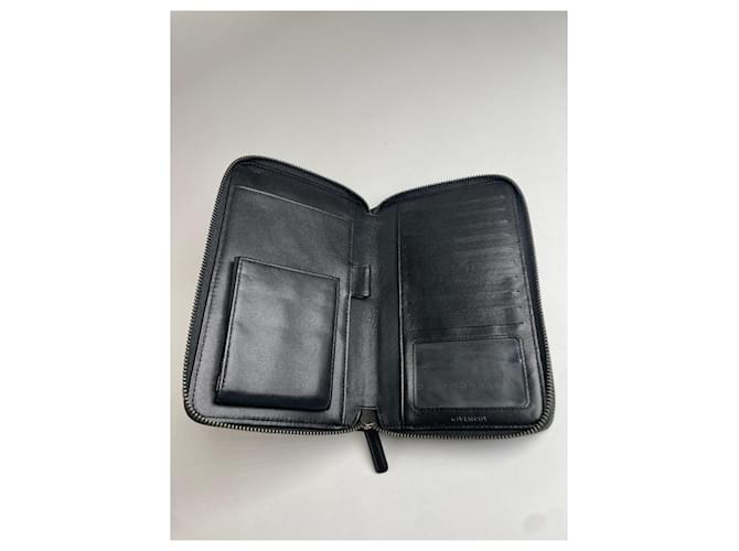 Clutch in pelle vintage Givenchy nera Nero - vista 8