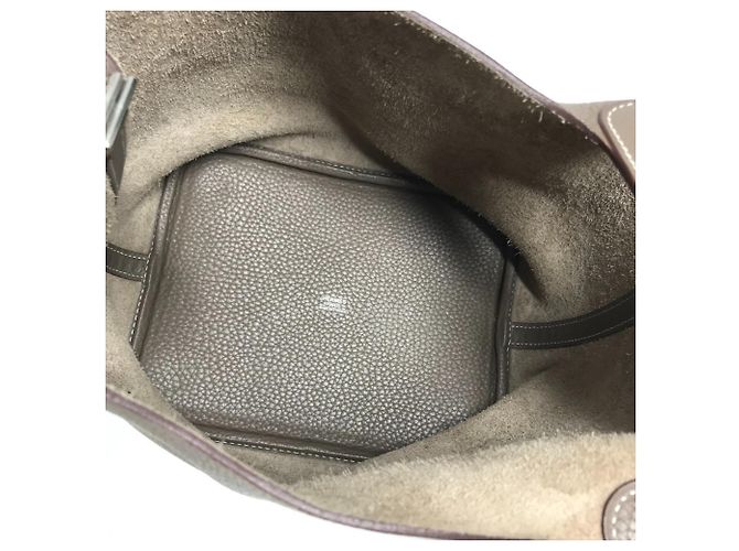 Borsa Hermès Picotin Lock MM 22 in Grigio Etoupe Marrone Taupe - vista 13
