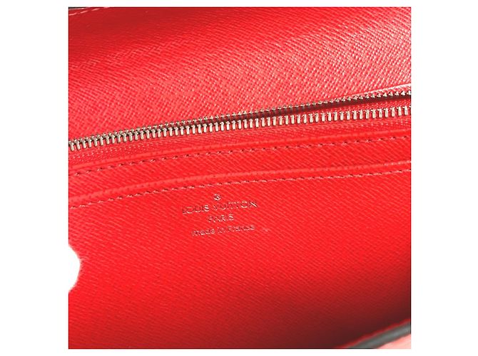 Cartera Larga Twist Epi Louis Vuitton Roja - vista 10