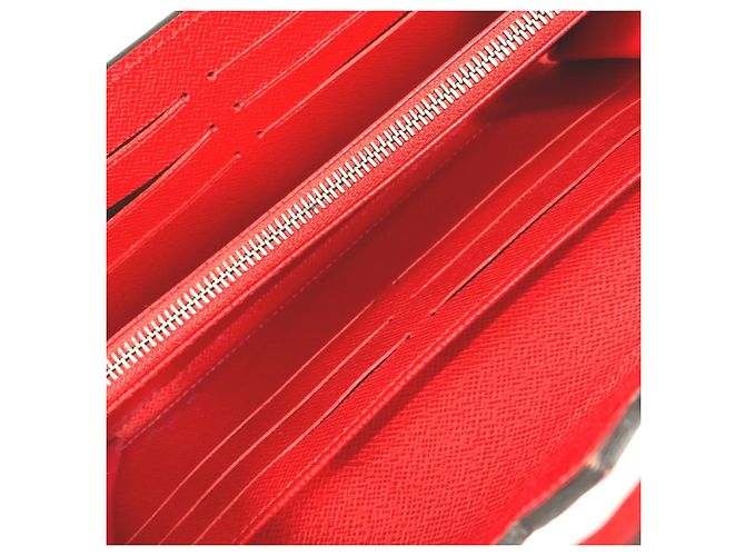 Cartera Larga Twist Epi Louis Vuitton Roja - vista 8