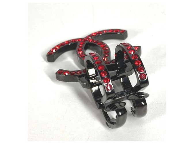 Orecchini in cristallo Coco Mark Swing di Chanel B17S con strass Nero Rosso - vista 5