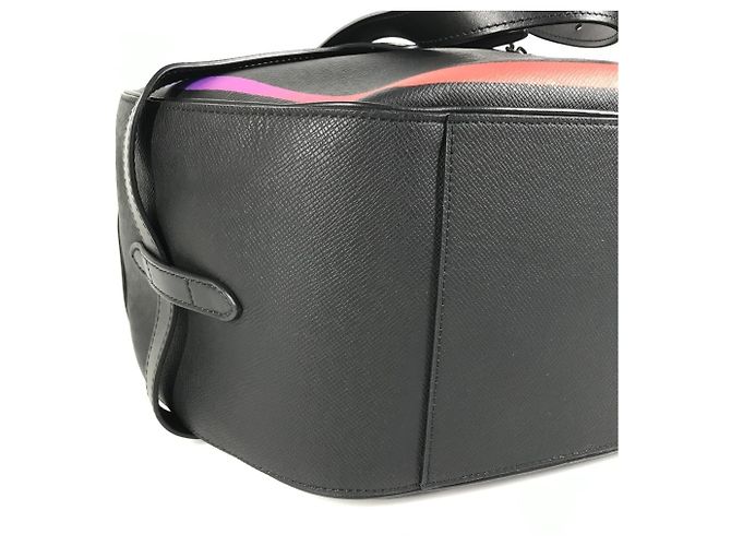 Borsa Trunk Soft Hat Taiga Rainbow Louis Vuitton Nero Grigio - vista 7