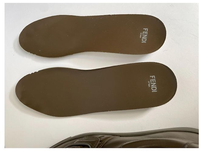 Fendi Sneaker aus Leder Khaki - Ansicht 10