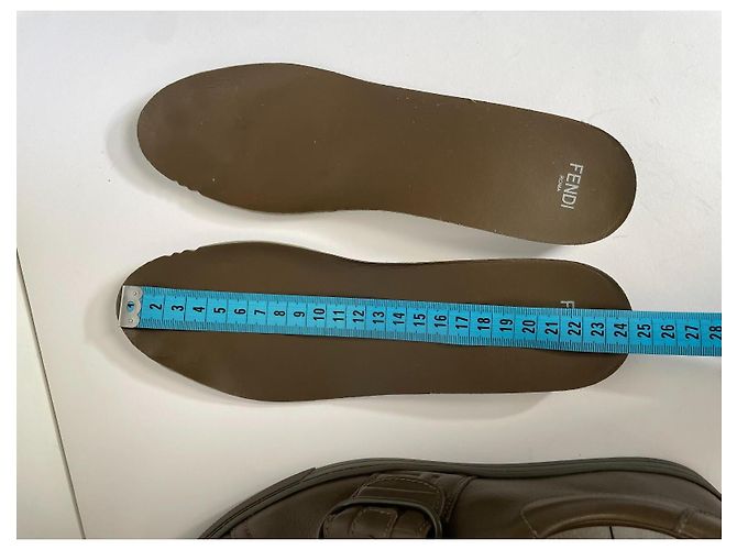 Fendi Sneaker aus Leder Khaki - Ansicht 11