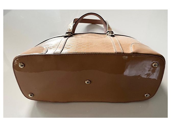 Microguccissima Dôme aus beigem Lackleder - Ansicht 10