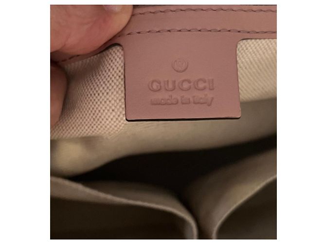 Microguccissima Dôme aus beigem Lackleder - Ansicht 13