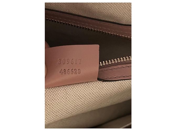 Microguccissima Dôme aus beigem Lackleder - Ansicht 14