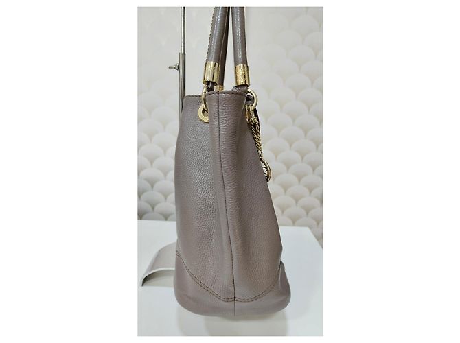 French Flair Borsa a secchiello Lancel in pelle grana taupe - vista 9