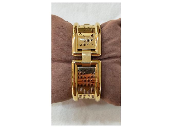 Montre Burberry Padlock plaquée or Doré - vue 4