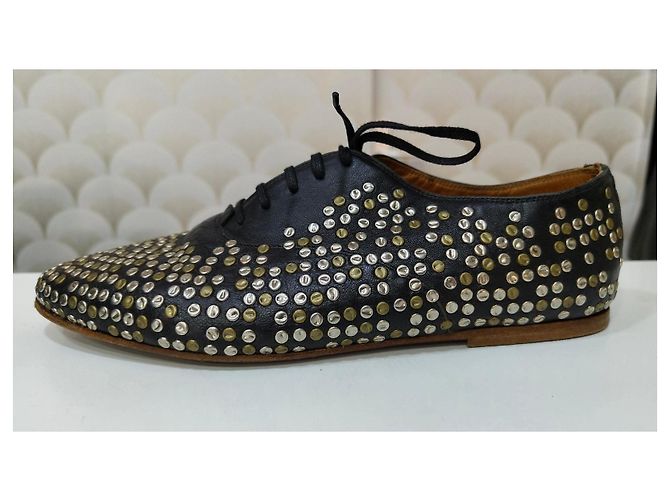 Derbies Saint Laurent com studs em couro preto - vista 5
