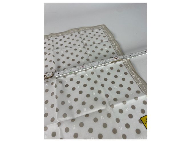 Vintage Fendi Polka-Dot Monogramm Schal Weiß Grau - Ansicht 5