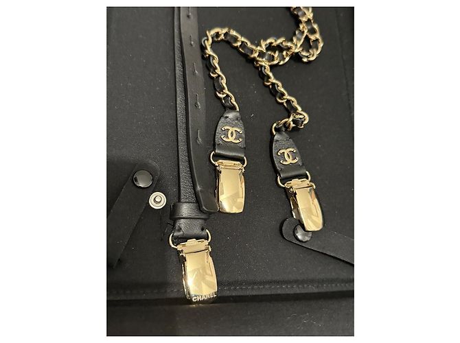 Chanel Hosenträger aus schwarzem Leder und Silbermetall Größe M - Ansicht 10