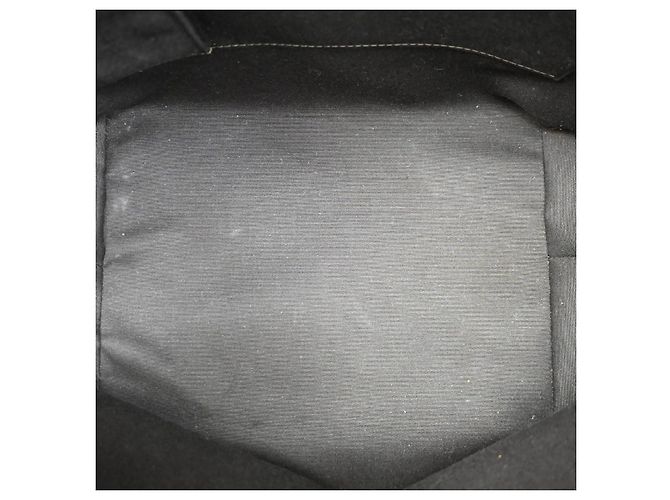 Borsa Bellevue Monogram Vernis GM di Louis Vuitton Bordò - vista 5