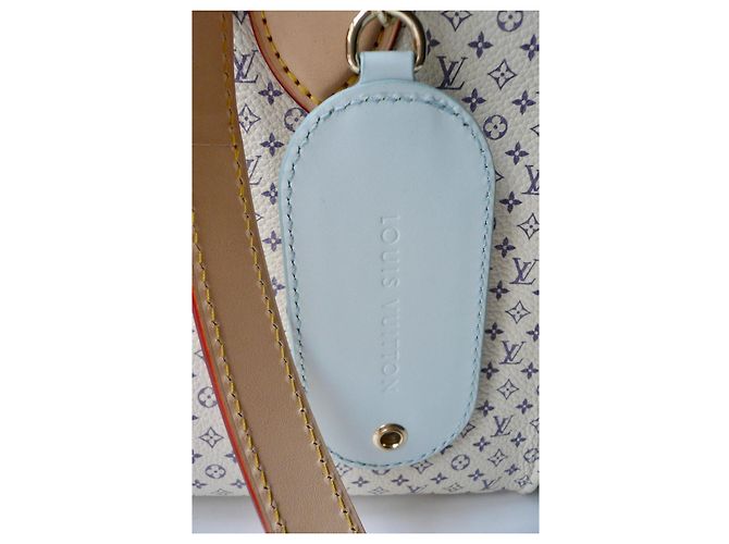 Onthego LOUIS VUITTON Cabas ON THE GO PM
Zustand: Fast neu
M15138 Beige - Ansicht 10