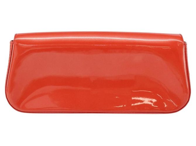 Clutch Sobe in vernice Louis Vuitton Arancione - vista 2