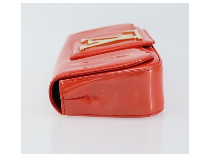 Clutch Sobe in vernice Louis Vuitton Arancione - vista 4