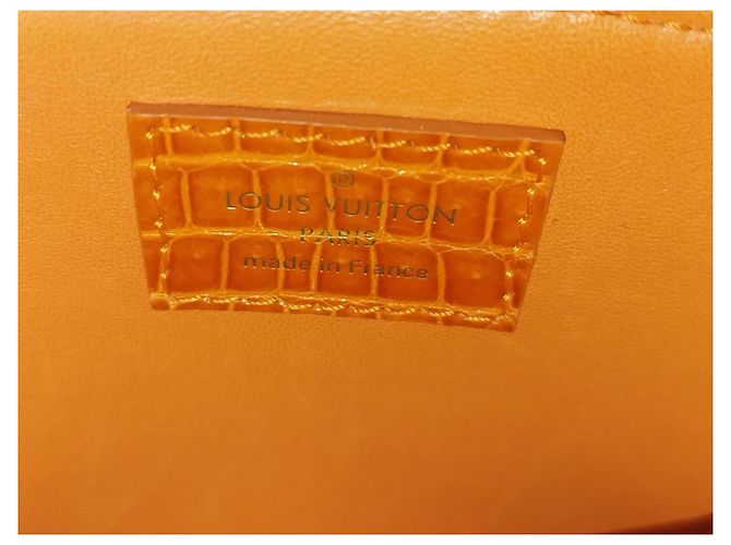 Borsa Louis Vuitton Alma BB in Coccodrillo Arancione - vista 16