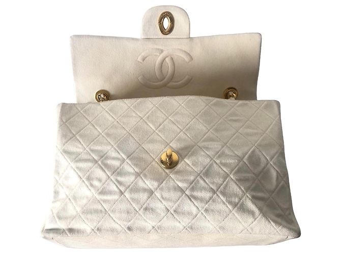 Borsa Chanel Timeless Maxi Jumbo in Tela Ecru Trapuntata Bianco - vista 13