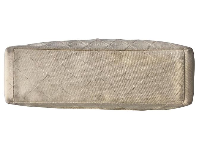 Borsa Chanel Timeless Maxi Jumbo in Tela Ecru Trapuntata Bianco - vista 7