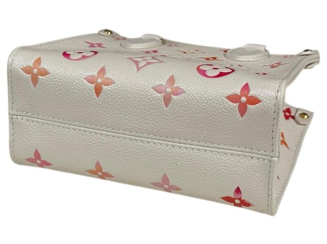 Borsa a Spalla On the Go BB Sunrise Aquarelle di Louis Vuitton Rosa Bianco Arancione - vista 5