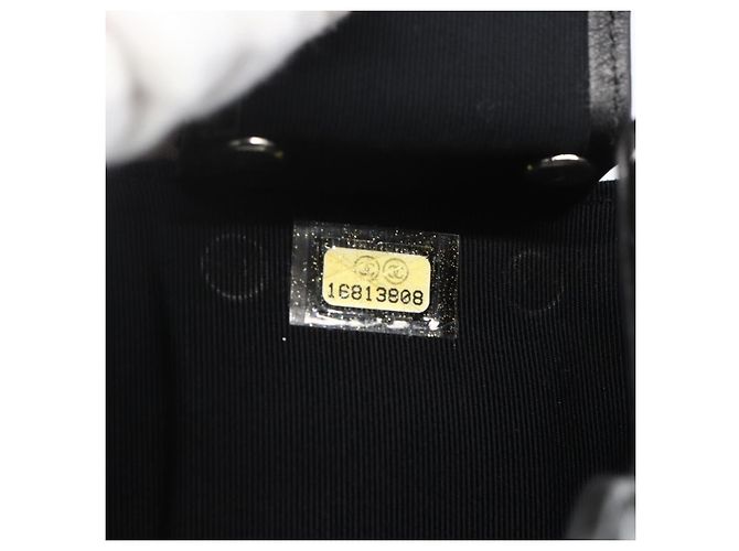 Chanel Vintage CC Schlüsselanhänger aus Metall Schwarz - Ansicht 7