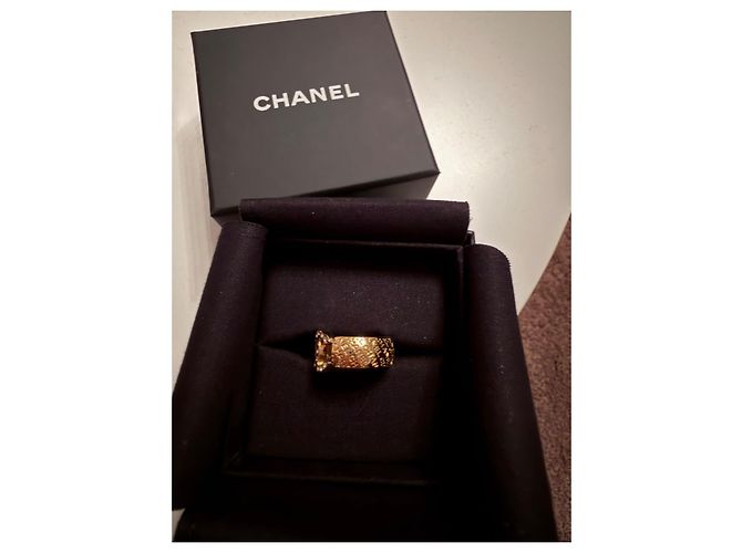 Anello Chanel Oro con Strass D'oro - vista 3
