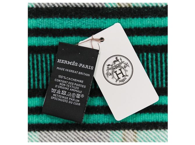Hermès Cashmere Tartan Check Schal in Grün - Ansicht 11