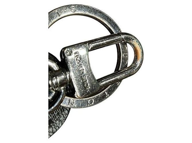 Llave Doudou Vivienne Monogram Louis Vuitton Negro - vista 5
