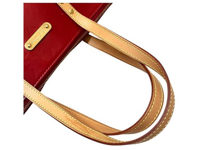 Borsa 2 in 1 Louis Vuitton Bellevue GM Vernis Rosso - vista 7