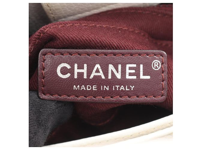 Chanel Leder Schultertasche Neo Executive Tote Weiß - Ansicht 6
