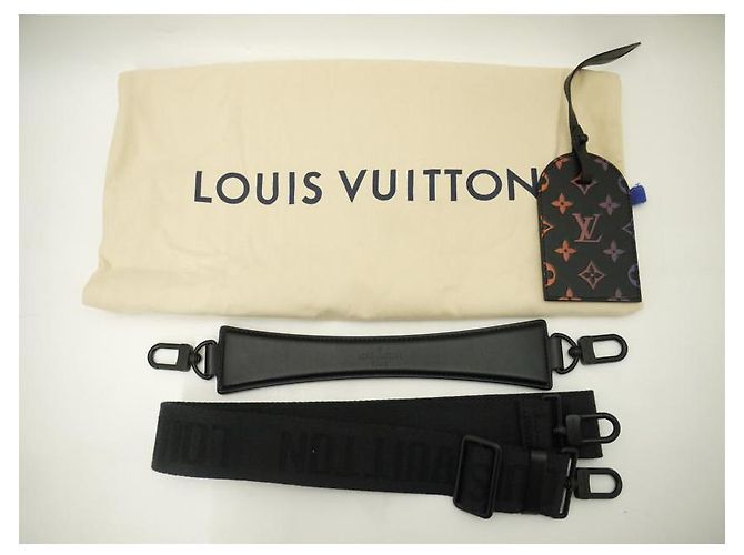 Borsa Polochon Soft Epi XL Louis Vuitton Multicolore - vista 6