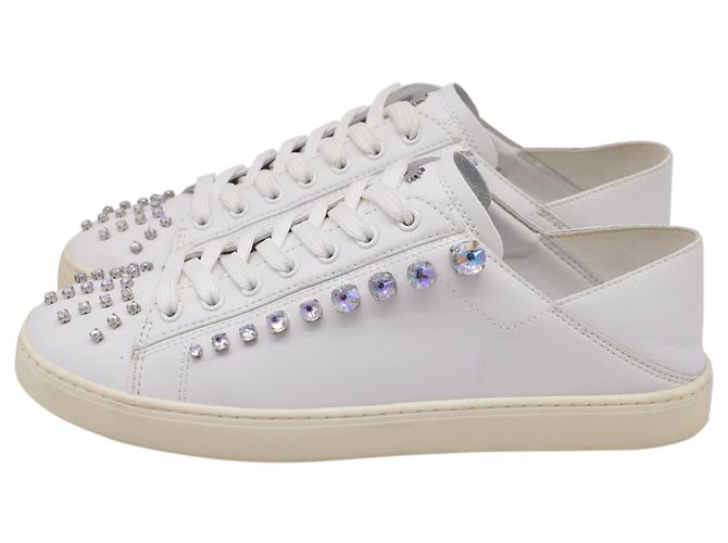 Tênis baixos conversíveis Goldie Shine em couro branco da Stuart Weitzman Cru - vista 4