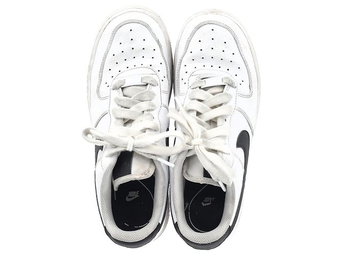 Tênis Nike Air Force 1 Baixo em Couro Branco Cru - vista 3