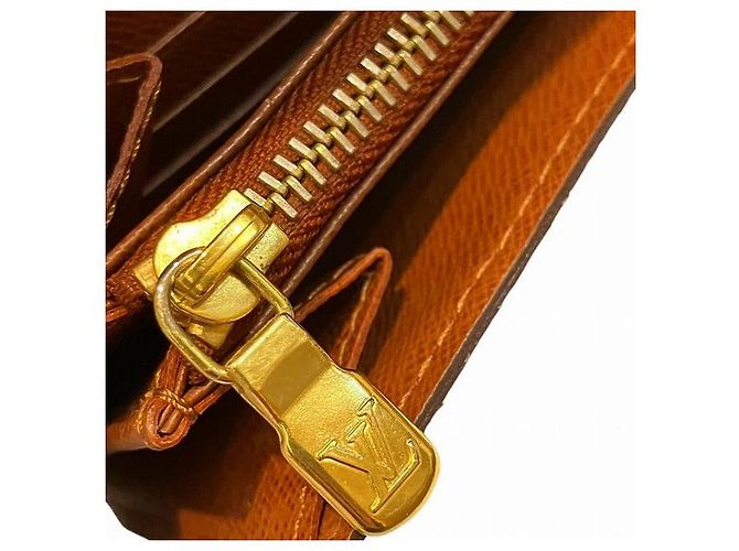 Portafoglio Lungo Monogramma Sarah di Louis Vuitton Marrone - vista 6