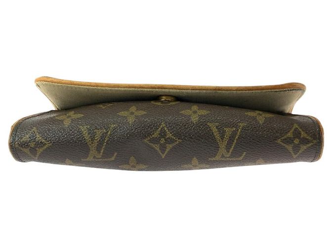 Borsa Pochette Twin PM Monogramma Louis Vuitton Marrone - vista 10