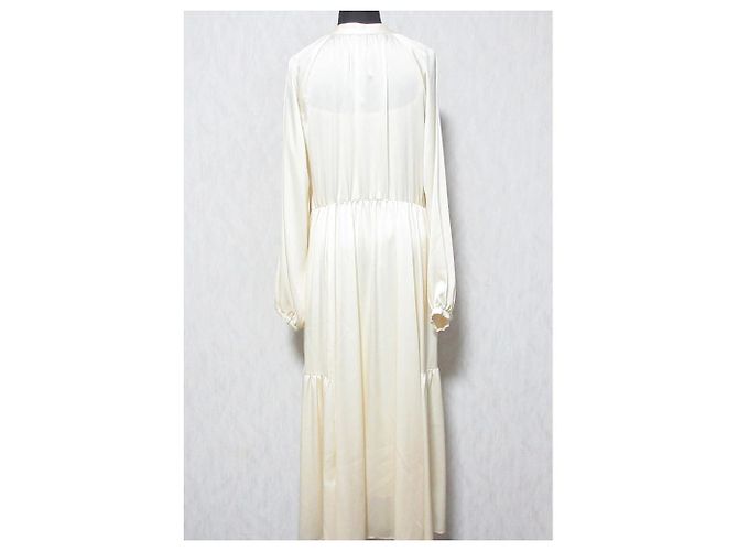 Autre Marque Vestido Caftán de Seda GRACE CONTINENTAL Beige - vista 2