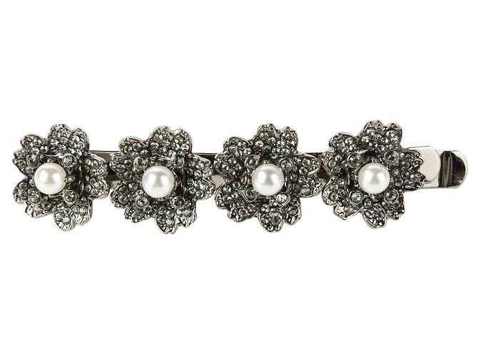 Roger Vivier Pearl Stone Flower Motif Hair Clip - view 2