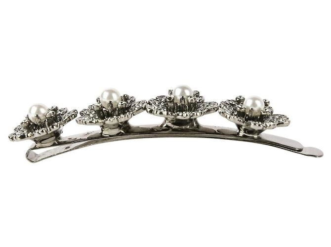 Roger Vivier Pearl Stone Flower Motif Hair Clip - view 3