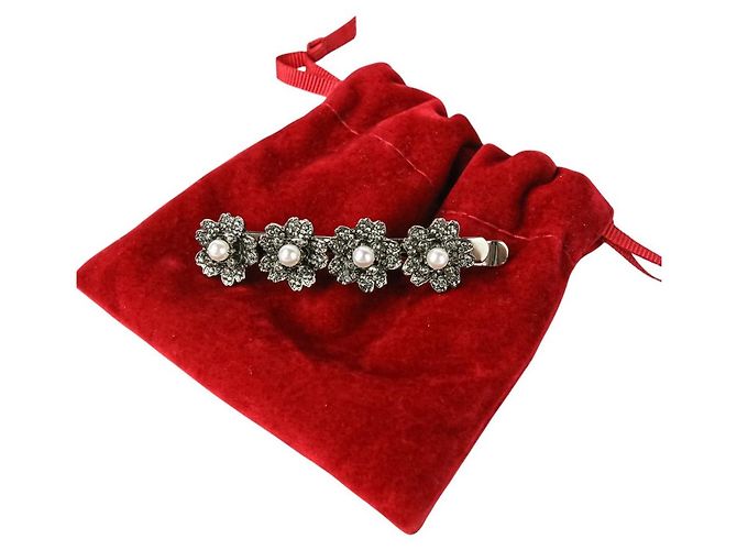 Roger Vivier Pearl Stone Flower Motif Hair Clip - view 6