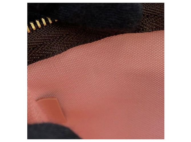 Mini Pochette Accessoires Vivienne Holiday Damier Ebene Marrone Louis Vuitton - vista 9