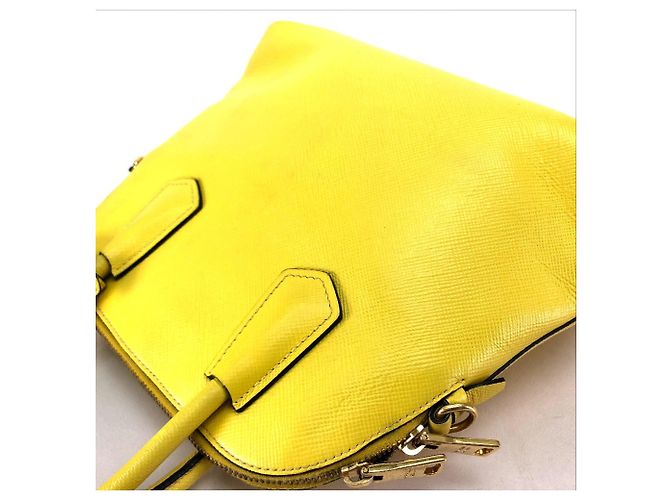 Borsa in pelle gialla Prada BL0902 Giallo - vista 5
