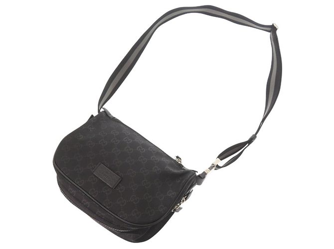 Borsa a spalla nera in nylon GG di Gucci Nero - vista 6