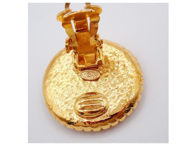 Chanel Vintage CC Bottone Rotondo Clip-On Metallo D'oro - vista 5
