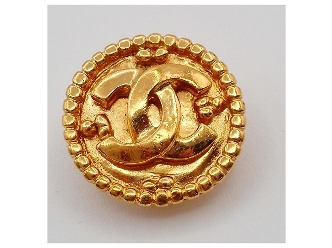 Chanel Vintage CC Bottone Rotondo Clip-On Metallo D'oro - vista 6