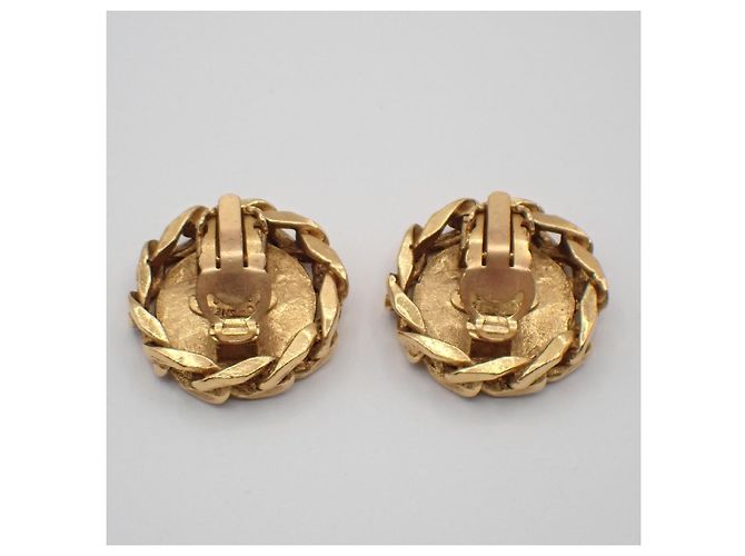 Chanel Vintage CC Round Clip-On Metal with Crystals D'oro - vista 2